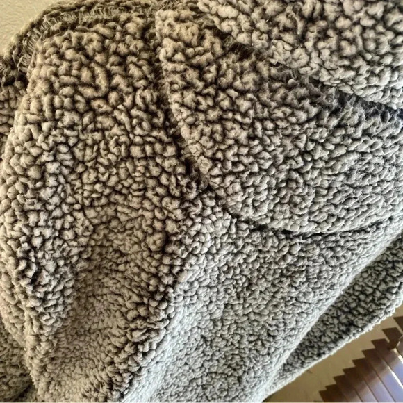 Thread & Supply Teddy Fleece 1/4 Zip Pullover Sweater Borg Gray: Size Medium - Picture 6 of 11